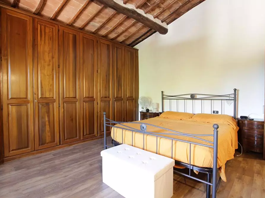 Immagine 17 di Appartamento in vendita  a Sovicille