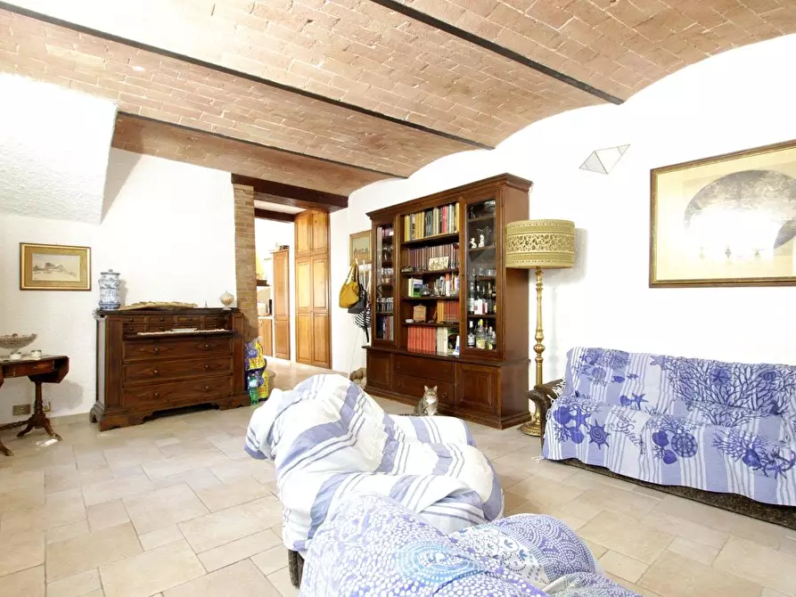 Immagine 2 di Appartamento in vendita  a Sovicille