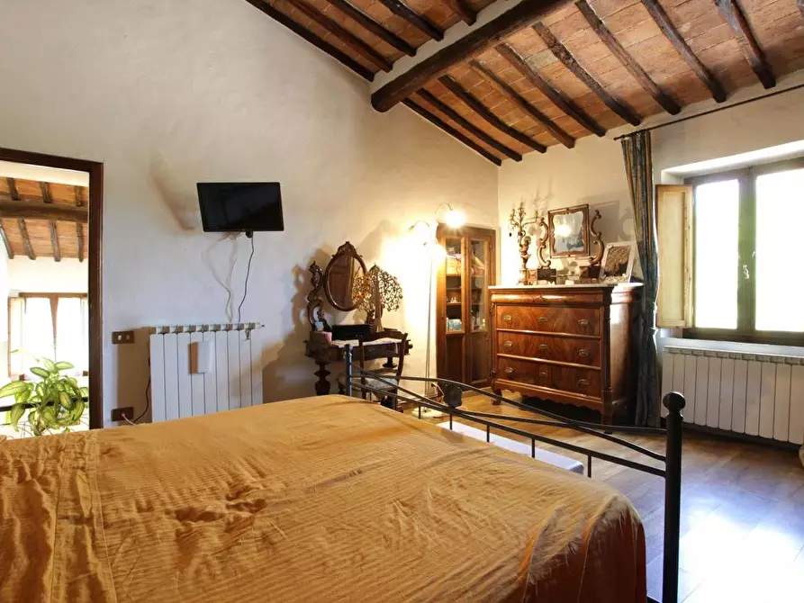 Immagine 18 di Appartamento in vendita  a Sovicille