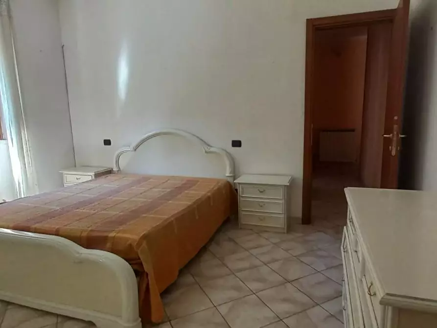 Immagine 15 di Appartamento in vendita  a Carrara