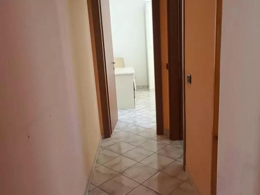 Immagine 13 di Appartamento in vendita  a Carrara