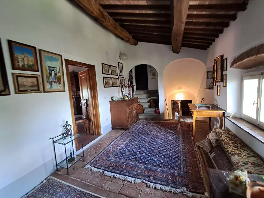 Immagine 12 di Villa in vendita  a Santa Maria A Monte