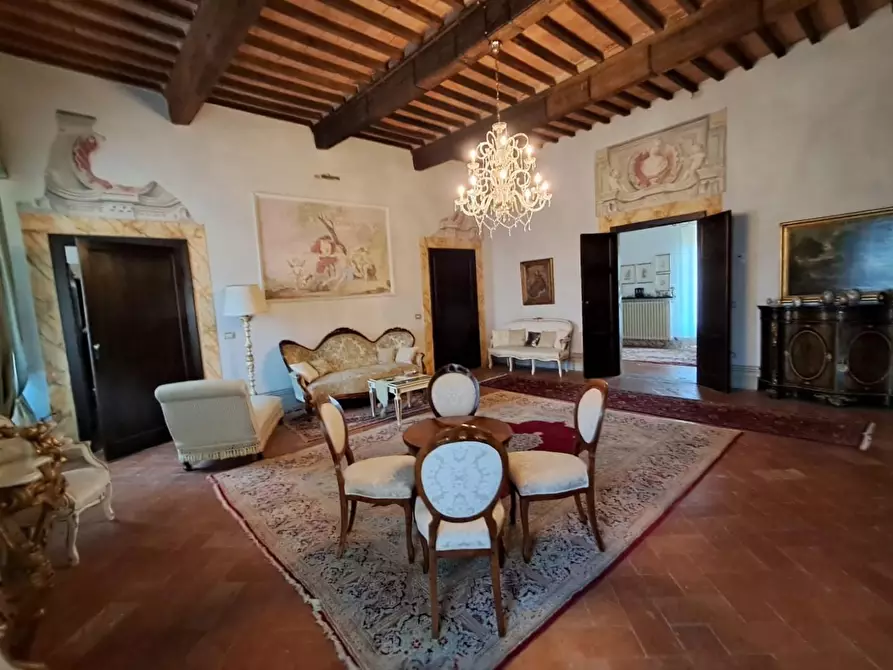 Immagine 16 di Villa in vendita  a Santa Maria A Monte