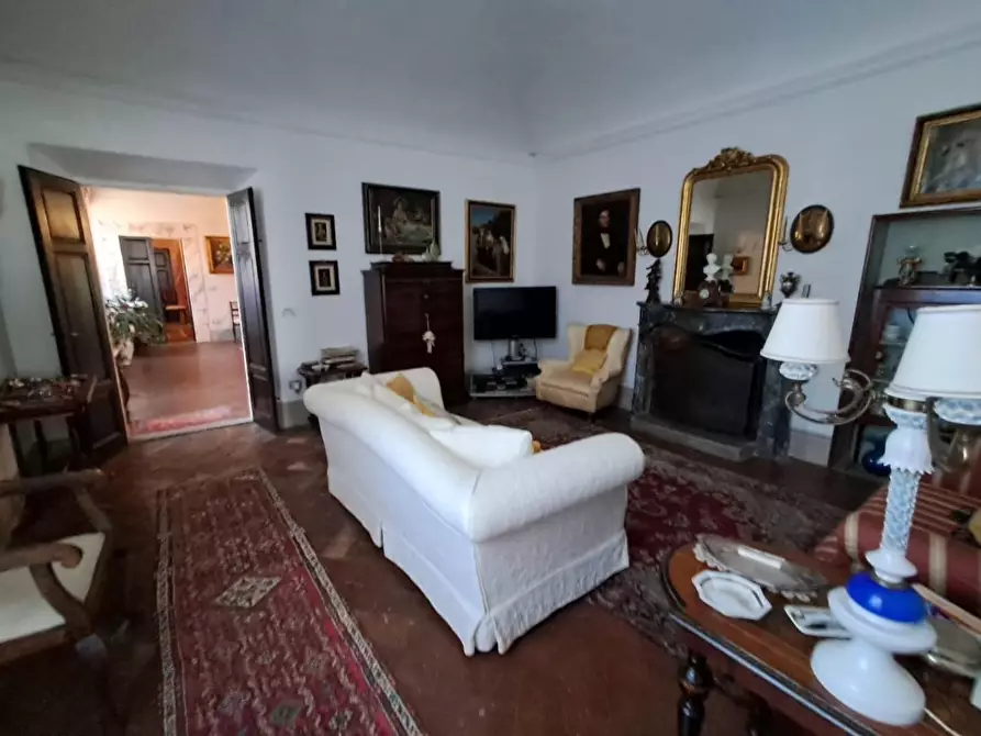 Immagine 34 di Villa in vendita  a Santa Maria A Monte