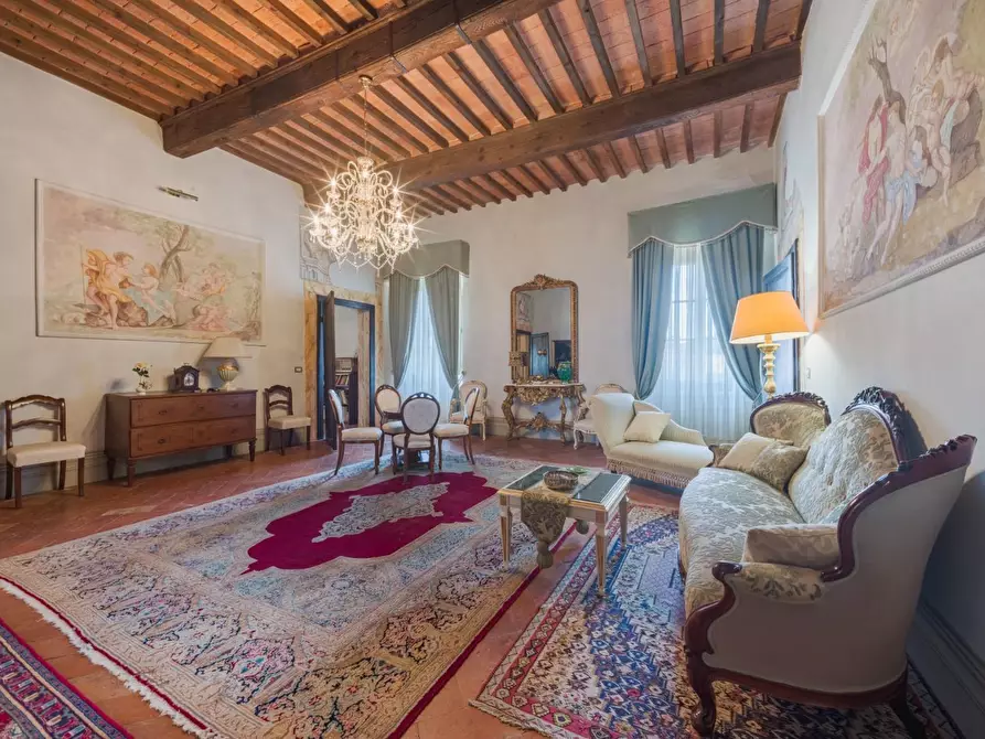 Immagine 59 di Villa in vendita  a Santa Maria A Monte