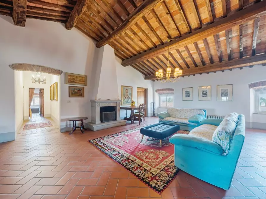 Immagine 65 di Villa in vendita  a Santa Maria A Monte