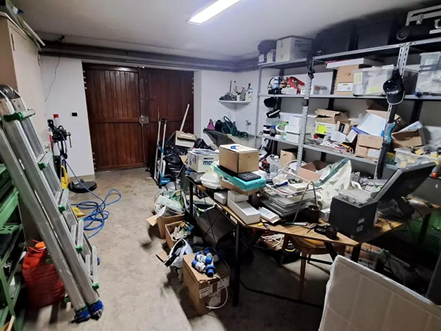 Immagine 35 di Casa trifamiliare in vendita  a Rosignano Marittimo