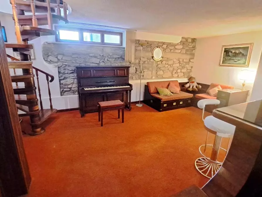 Immagine 28 di Casa trifamiliare in vendita  a Rosignano Marittimo