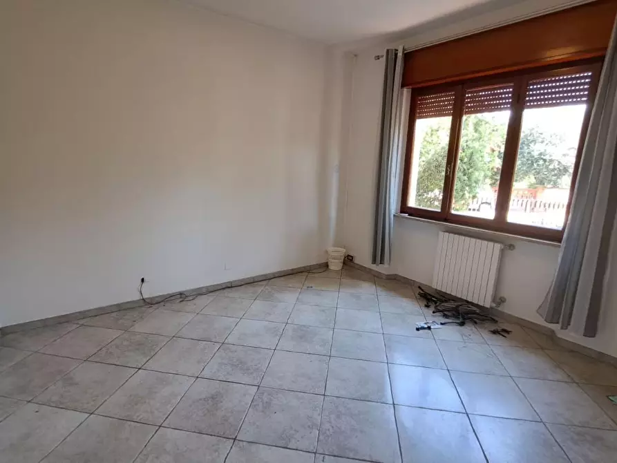 Immagine 17 di Casa trifamiliare in vendita  a Rosignano Marittimo