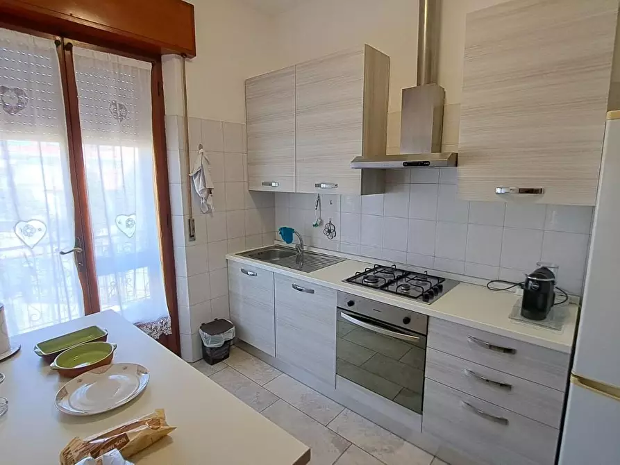 Immagine 11 di Casa trifamiliare in vendita  a Rosignano Marittimo