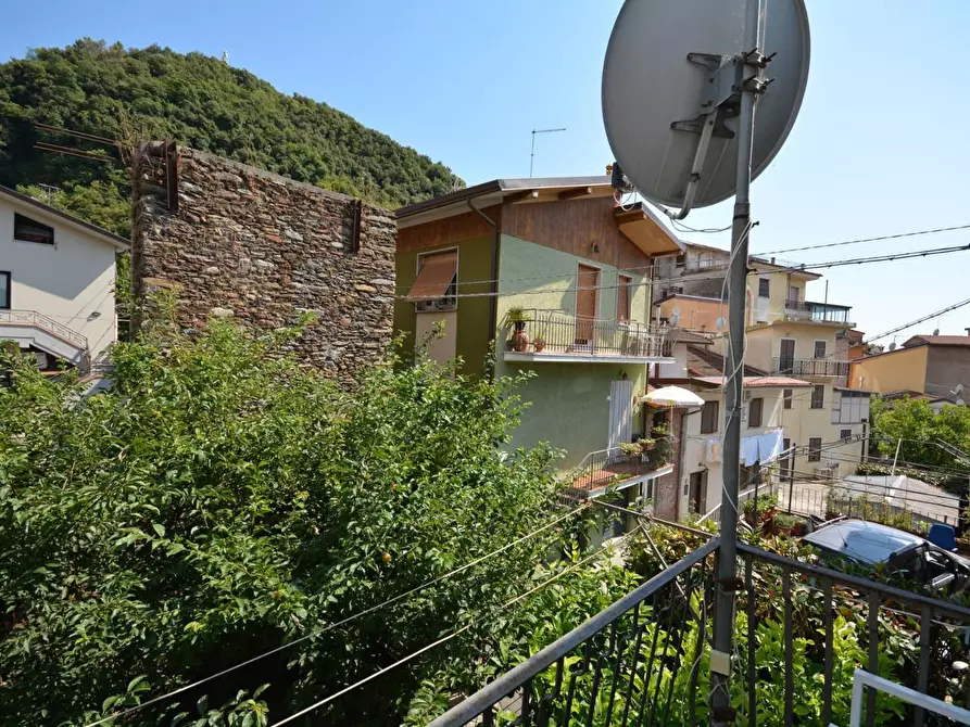 Immagine 15 di Casa semindipendente in vendita  a Montignoso