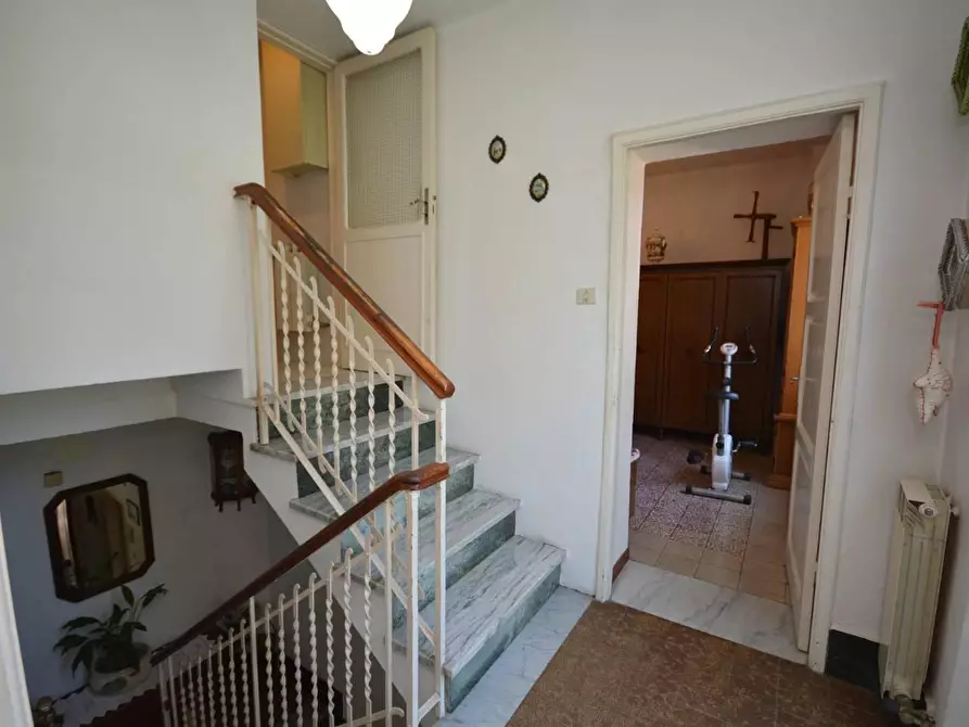 Immagine 23 di Casa semindipendente in vendita  a Montignoso