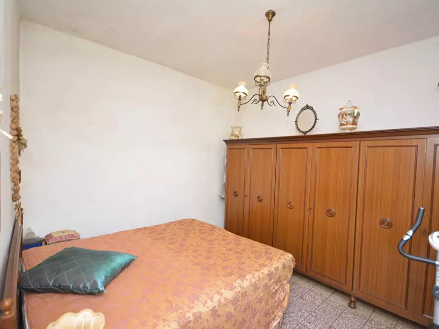 Immagine 12 di Casa semindipendente in vendita  a Montignoso