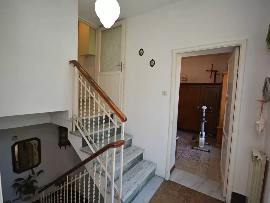 Immagine 6 di Casa semindipendente in vendita  a Montignoso