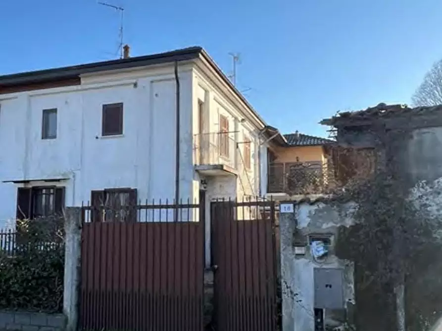 Immagine 1 di Appartamento in vendita  a Gambolo'