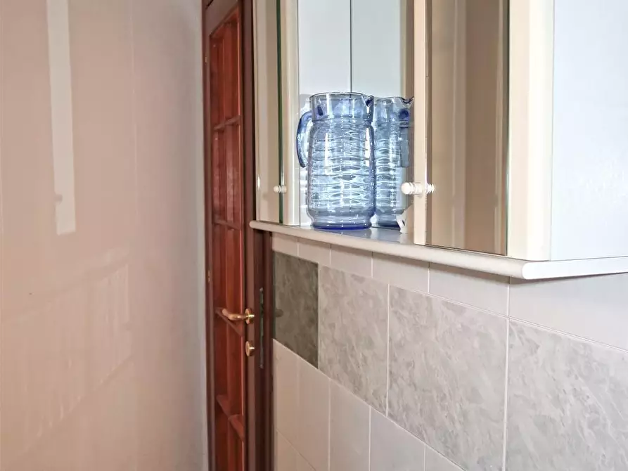 Immagine 14 di Appartamento in vendita  a Aulla