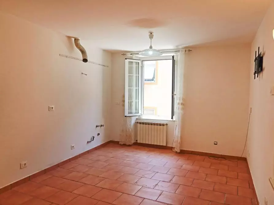 Immagine 4 di Appartamento in vendita  a Aulla