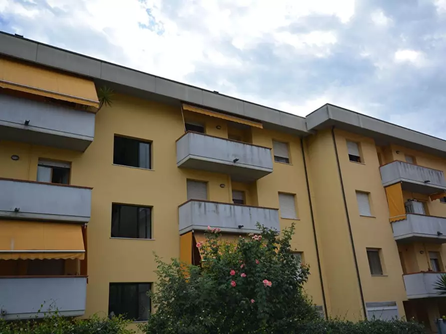 Immagine 27 di Appartamento in vendita  a Montignoso