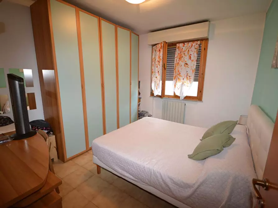 Immagine 14 di Appartamento in vendita  a Montignoso