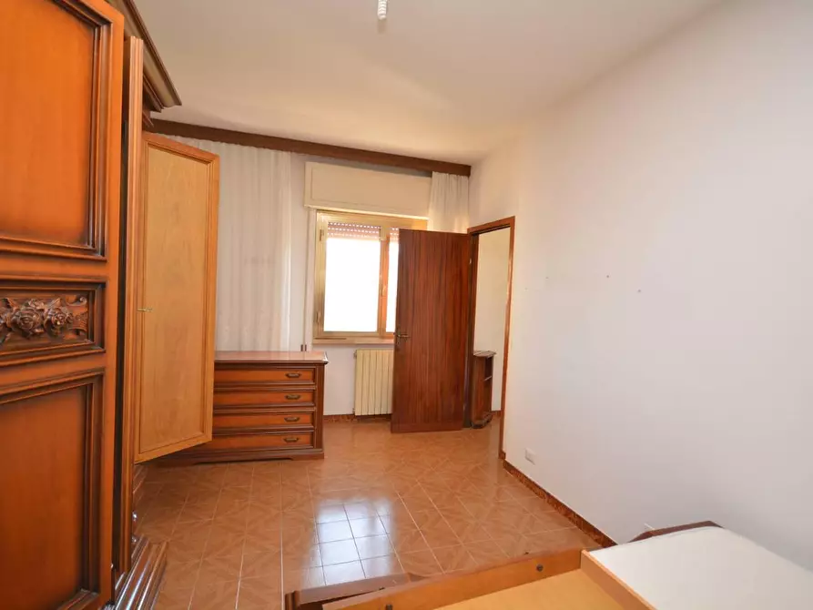 Immagine 25 di Casa bifamiliare in vendita  a Montignoso