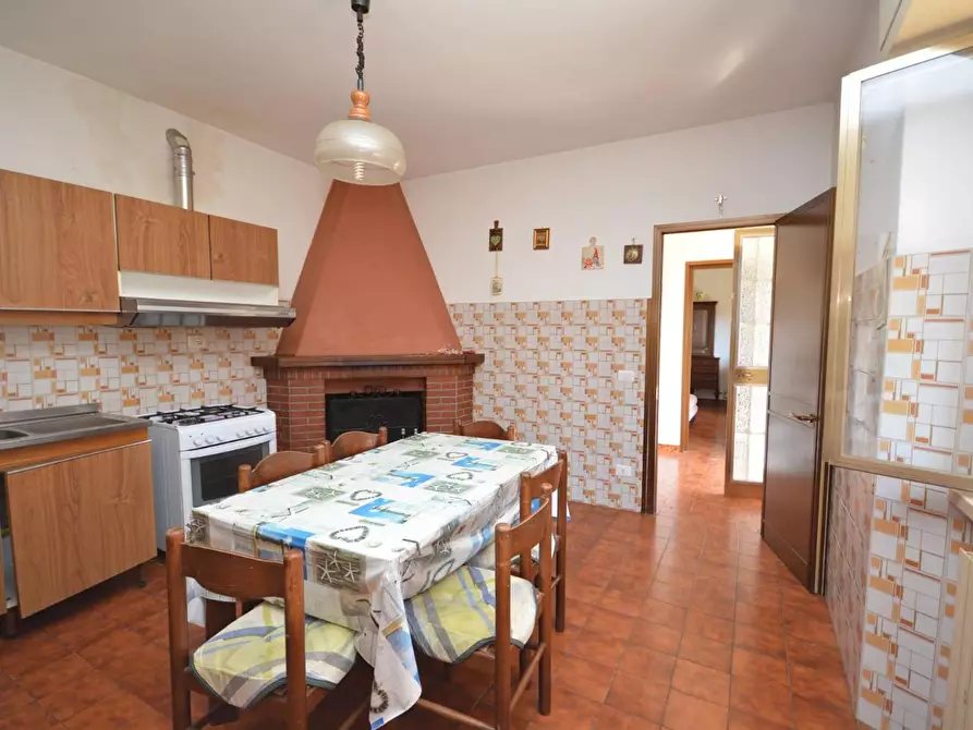 Immagine 17 di Casa bifamiliare in vendita  a Montignoso