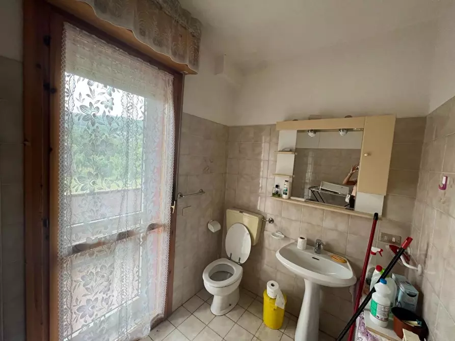 Immagine 8 di Appartamento in vendita  a Pontremoli