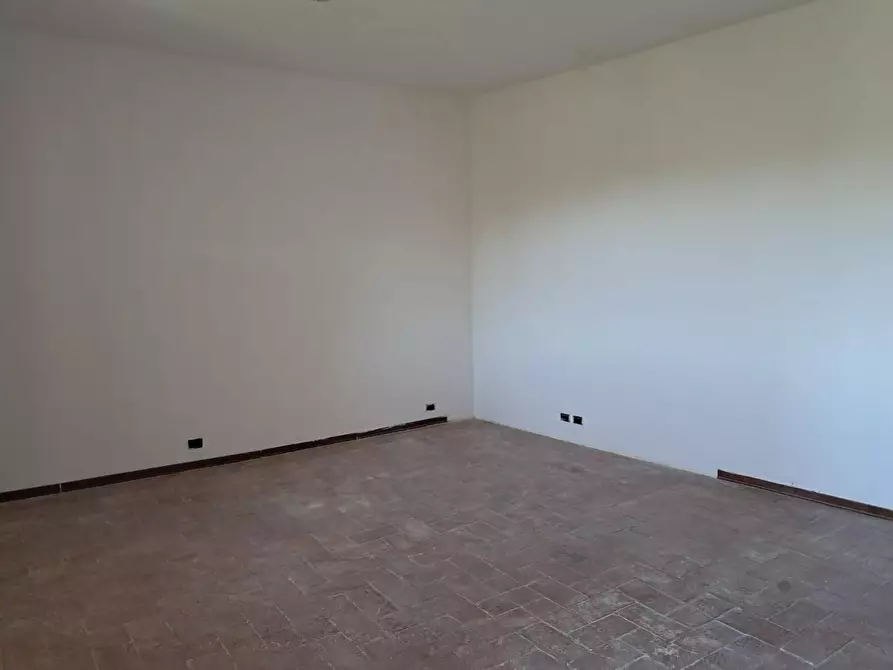 Immagine 8 di Appartamento in vendita  a Montopoli In Val D'arno