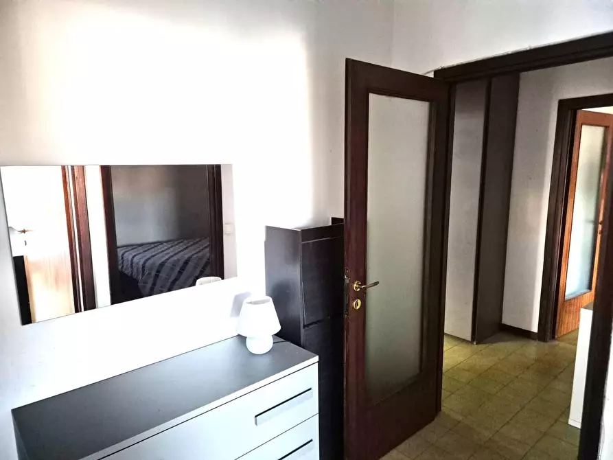 Immagine 11 di Appartamento in vendita  a Carrara