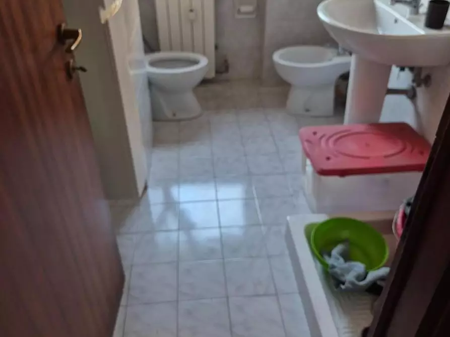 Immagine 12 di Appartamento in vendita  a Carrara