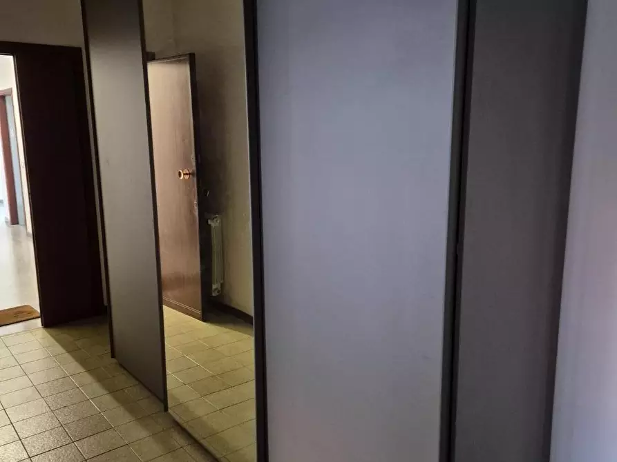 Immagine 13 di Appartamento in vendita  a Carrara