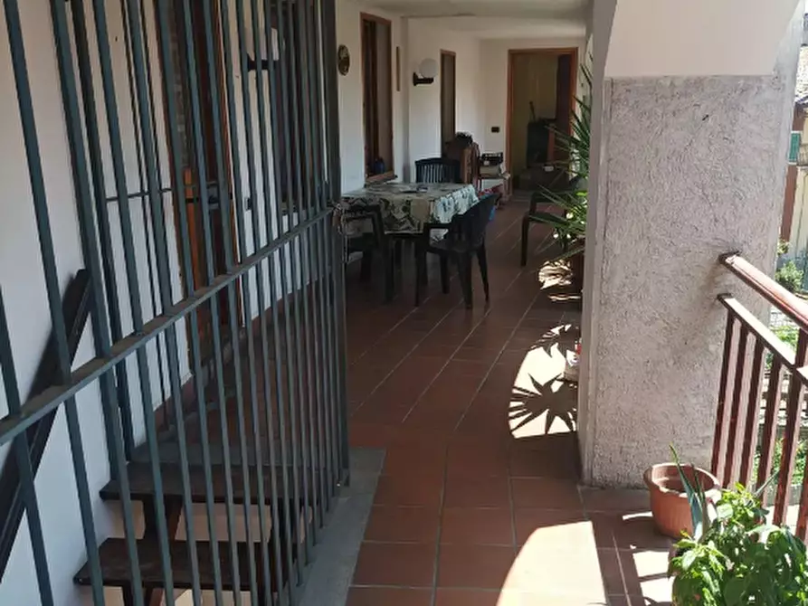 Immagine 5 di Appartamento in vendita  a Borgofranco D'ivrea