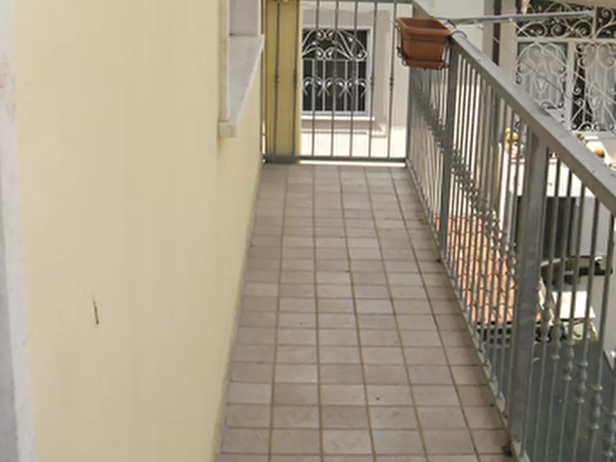 Immagine 17 di Appartamento in vendita  a Viareggio