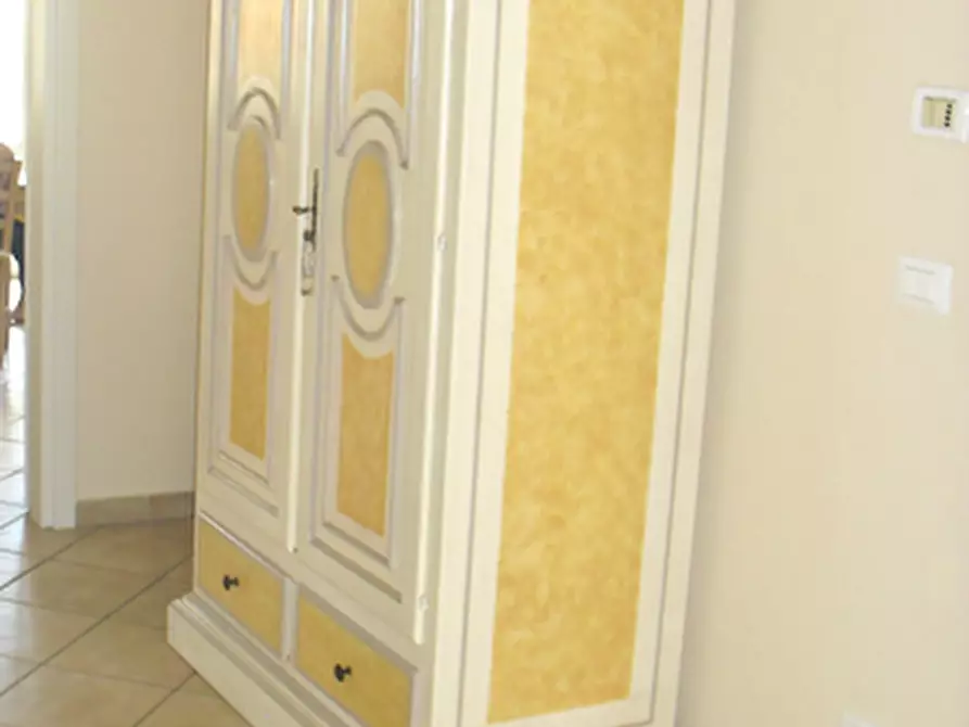 Immagine 10 di Appartamento in vendita  a Viareggio