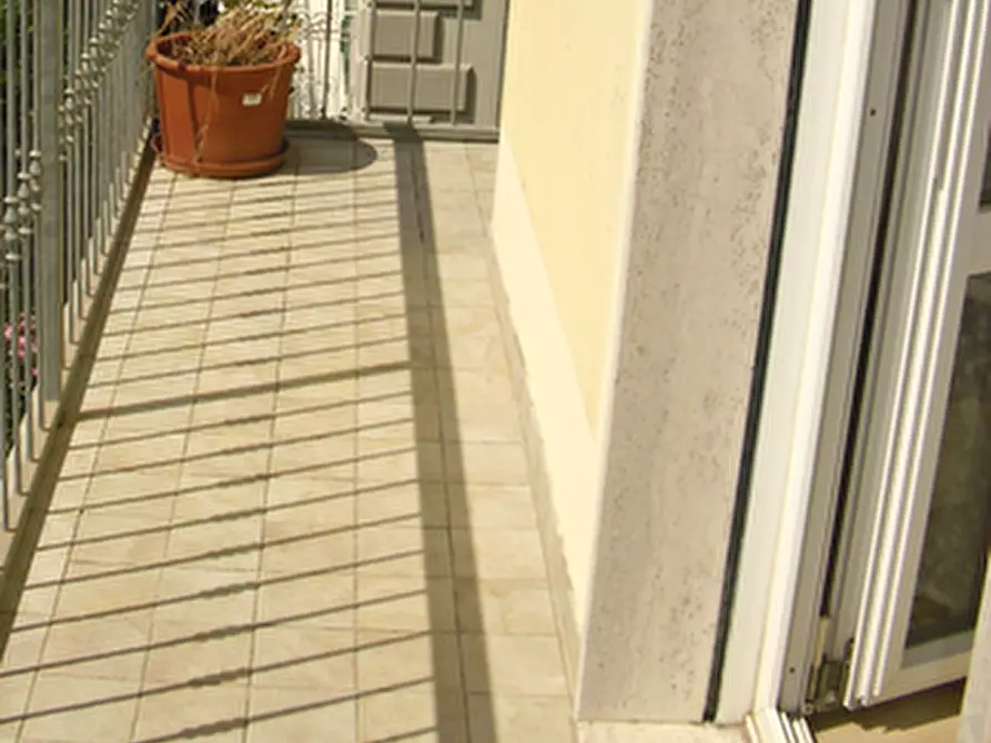 Immagine 8 di Appartamento in vendita  a Viareggio