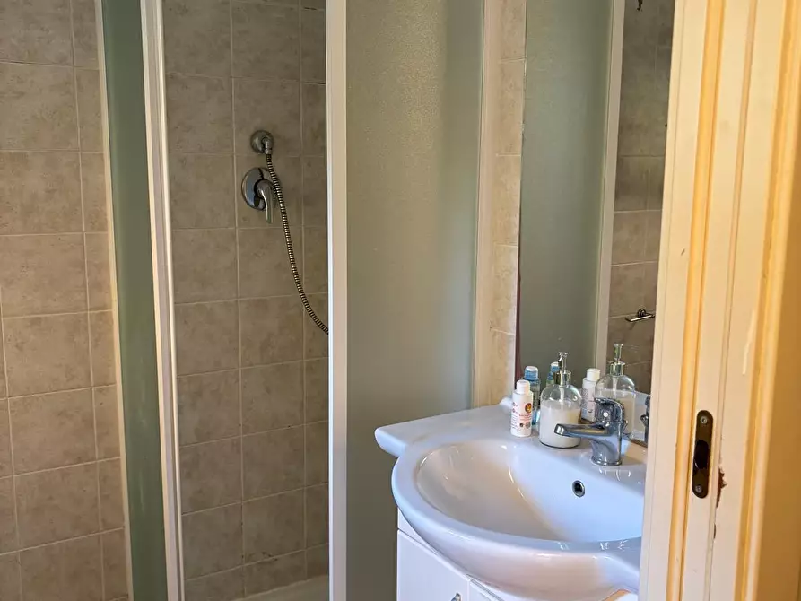 Immagine 12 di Appartamento in vendita  a Pisa