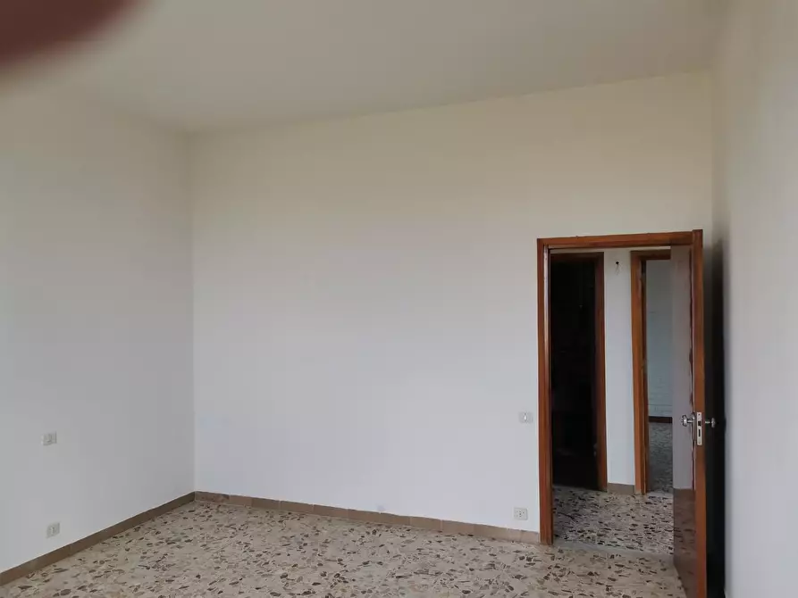 Immagine 3 di Appartamento in vendita  a Casole D'elsa