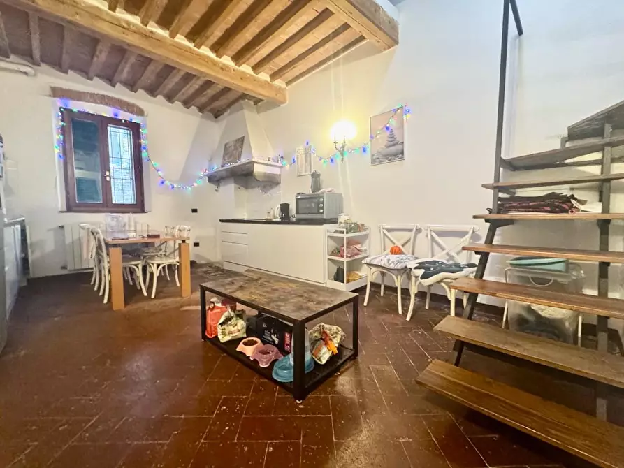 Immagine 13 di Appartamento in affitto  a Pisa