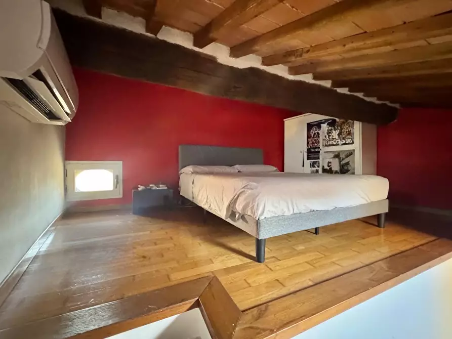 Immagine 23 di Appartamento in affitto  a Pisa