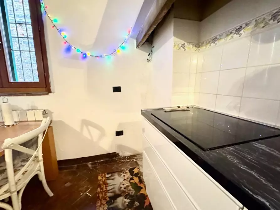 Immagine 14 di Appartamento in affitto  a Pisa