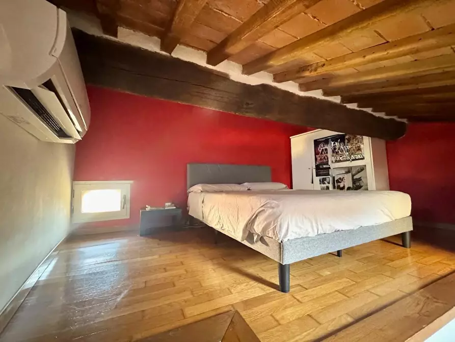 Immagine 26 di Appartamento in affitto  a Pisa