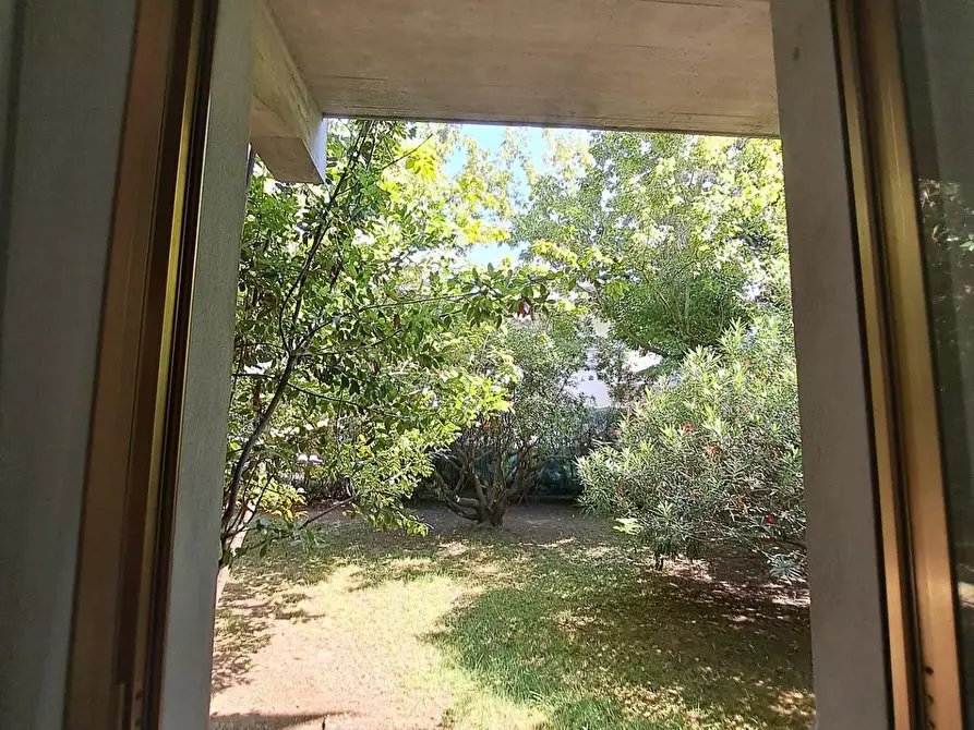 Immagine 10 di Appartamento in vendita  a Massa