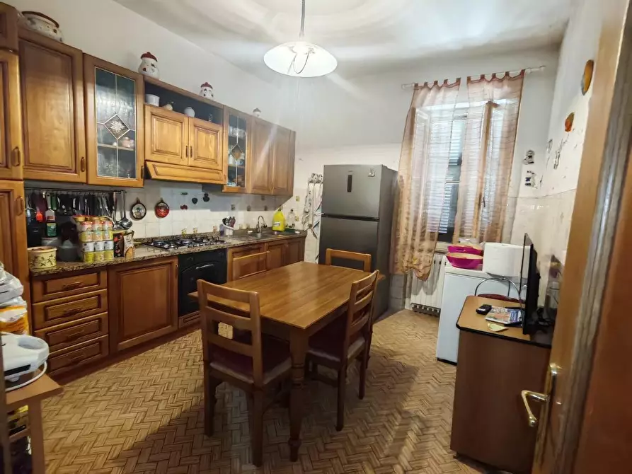 Immagine 10 di Casa semindipendente in vendita  a Castelnuovo Magra