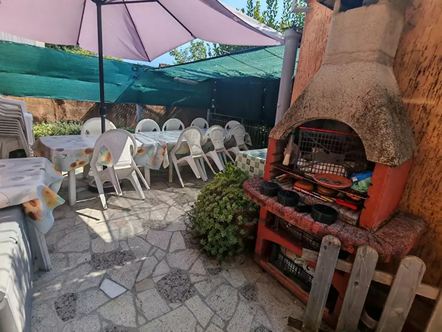 Immagine 23 di Casa semindipendente in vendita  a Castelnuovo Magra