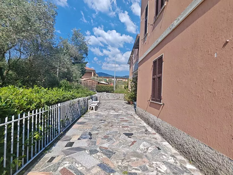 Immagine 26 di Casa semindipendente in vendita  a Castelnuovo Magra