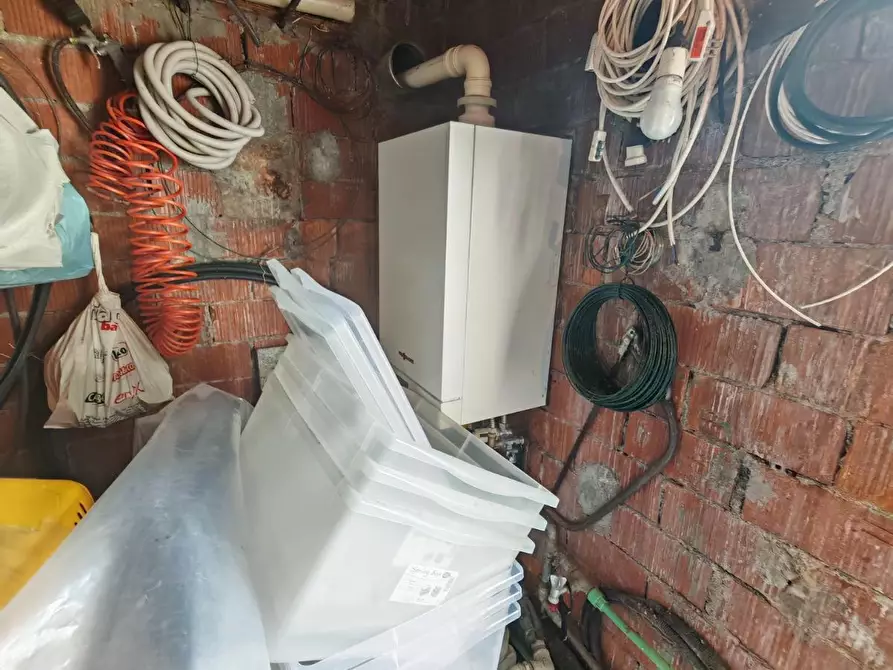 Immagine 20 di Casa semindipendente in vendita  a Castelnuovo Magra