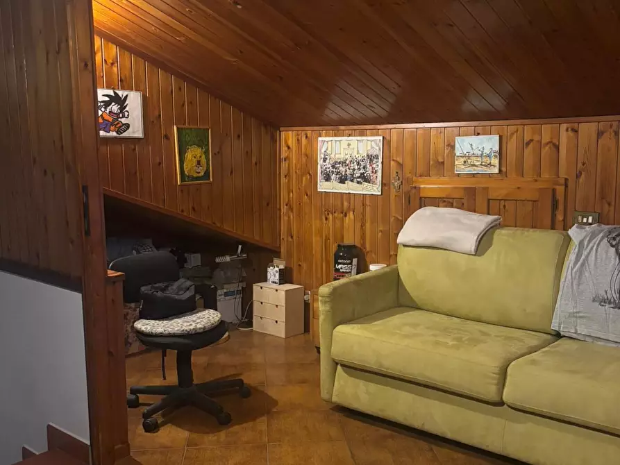 Immagine 10 di Villetta a schiera in vendita  a Massa