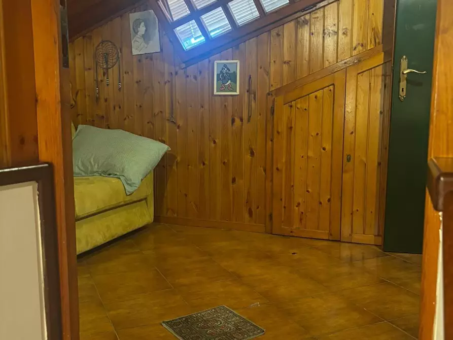 Immagine 11 di Villetta a schiera in vendita  a Massa