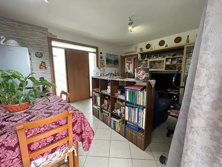 Immagine 5 di Appartamento in vendita  a Altopascio