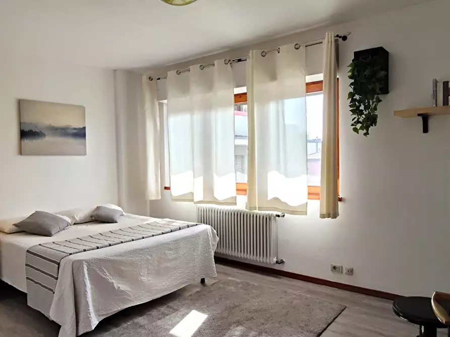 Immagine 36 di Appartamento in vendita  a Bergamo