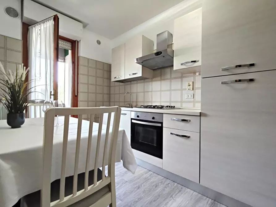 Immagine 4 di Appartamento in vendita  a Bergamo